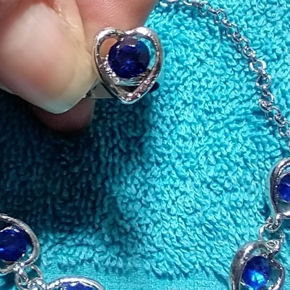 Silvertone necklace ring bracelet earrings blue stone heart set - Picture 7 of 9